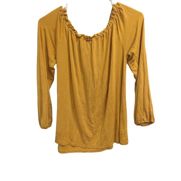 Pretty mustard peasant top w/floral embroidery by Rue 21 size Medium - Picture 4 of 9